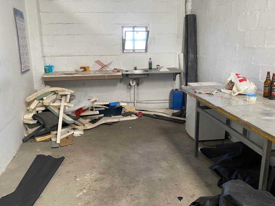 Commercial Property for Sale in Epping Industrial Western Cape